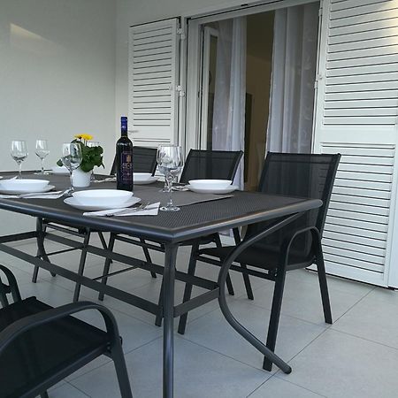 Holiday Home Bajlo Apartment With Three Bedrooms Задар Экстерьер фото